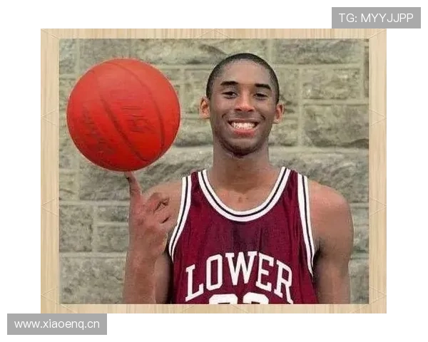 传奇篮球巨星成长之路与赛场辉煌瞬间全纪录